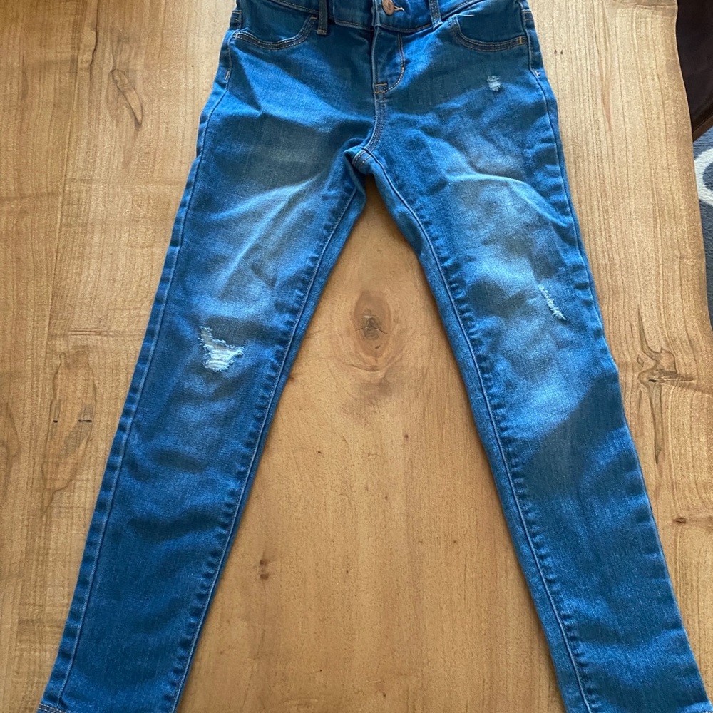 Girls size 7 Old Navy rockstar skinny jeans